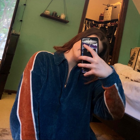 Urban Outfitters Collared Quarter Zip Sweater - Picture 1 of 4